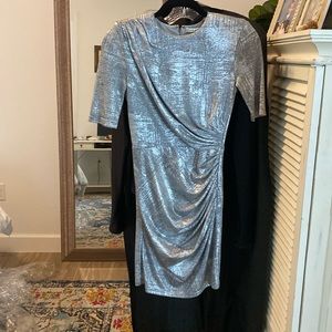 Alice + Olivia silver dress sz 0